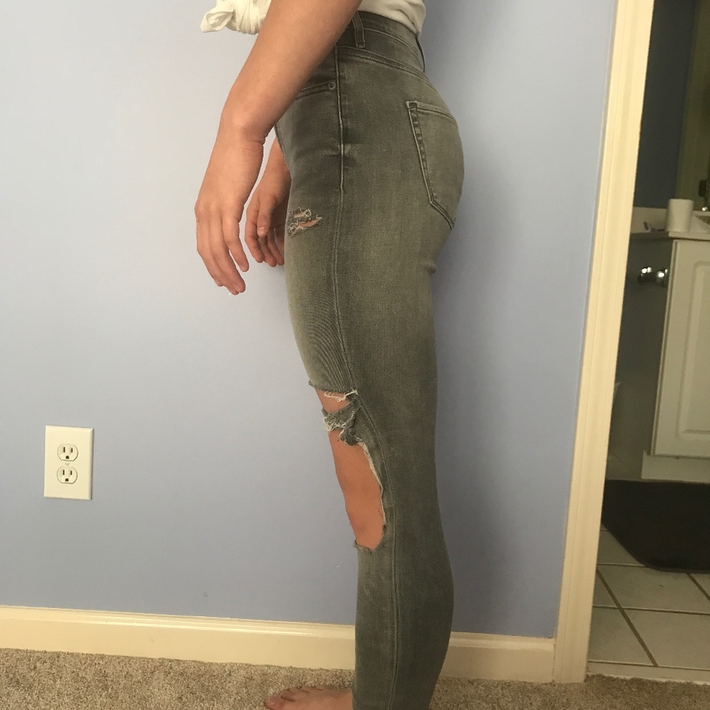 jeans - Picture 2 of 3